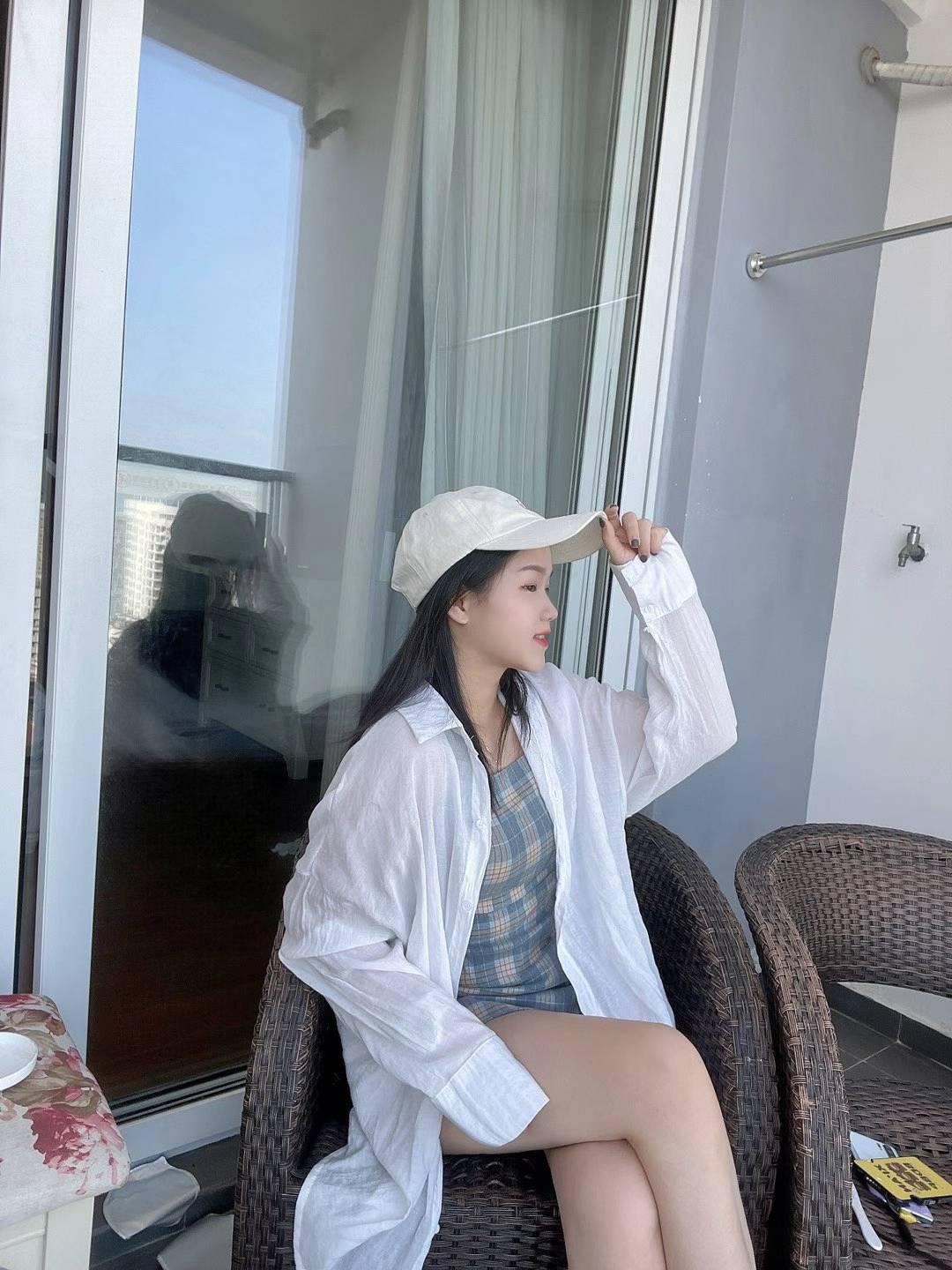 赚零花钱的小萝莉