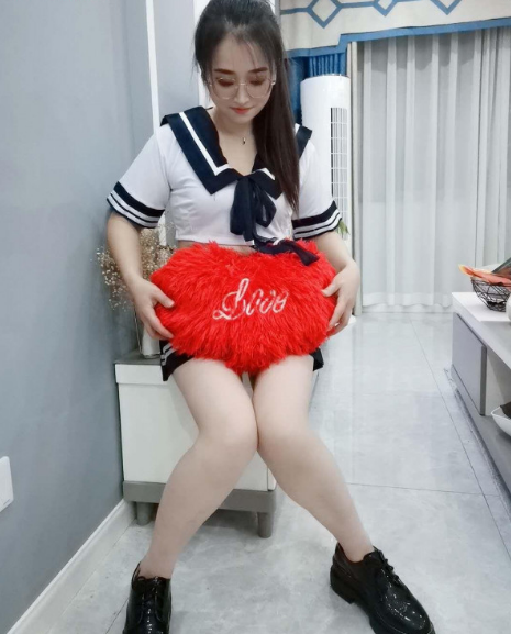 中医助理医师出身的邻家小妹